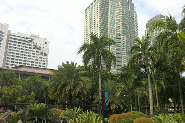 メトロ・マニラには、繁華街だけでなく、閑静な高級住宅街も造成され、フィリピン国内外の富裕層から高い人気を集めています。