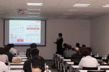 11月12日ベトナム不動産セミナー講師