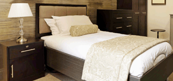 デベロッパーが所有する運営中の介護施設の寝室