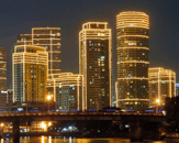 業界最高水準の商業、住宅地が密集している「Rockwell center(ロックウェルセンター)」