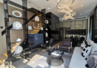 インプレッション・エカマイ・リビング